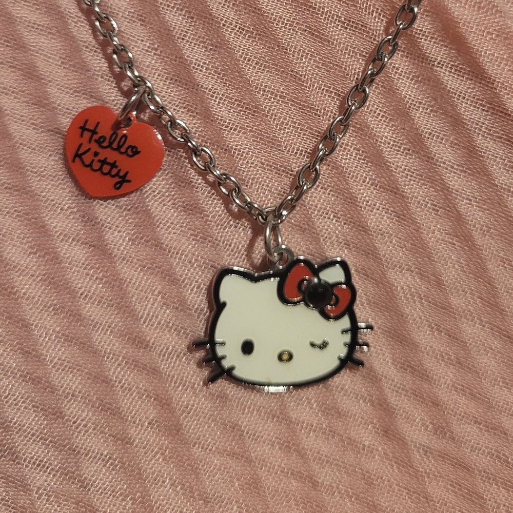 Hello Kitty pendant necklace